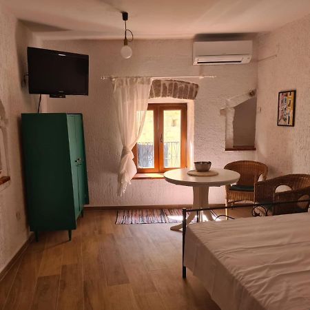 Studio Apartman Lidija Σίμπενικ Εξωτερικό φωτογραφία